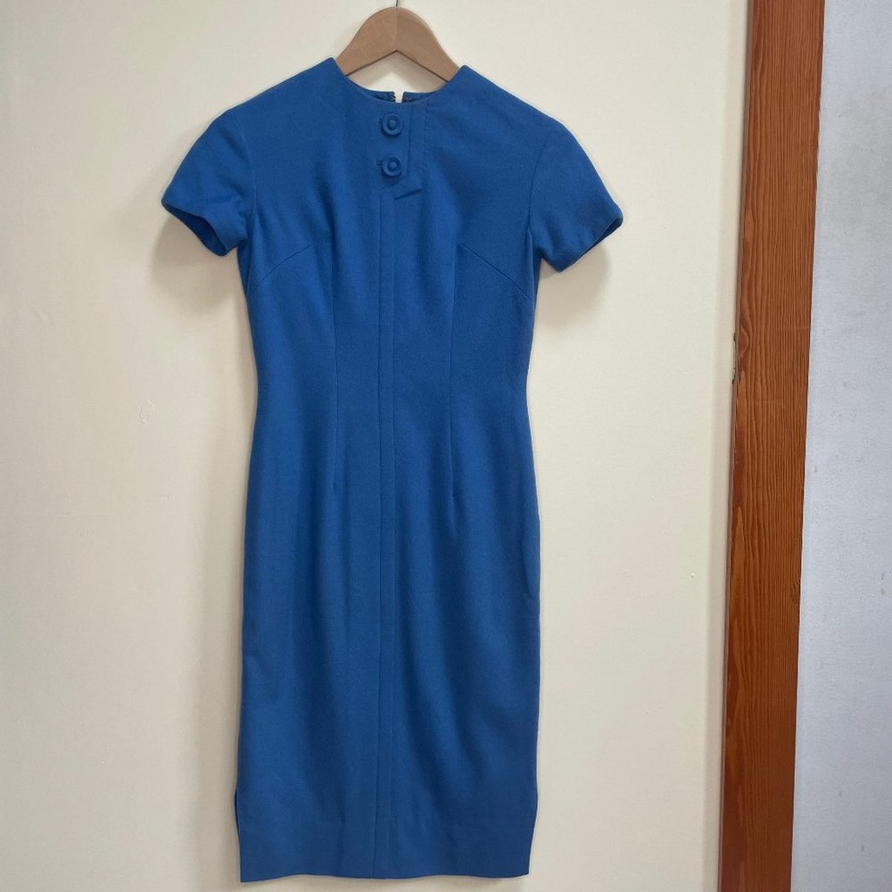 Vintage blue wool dress - Mid-length - Two-button detail